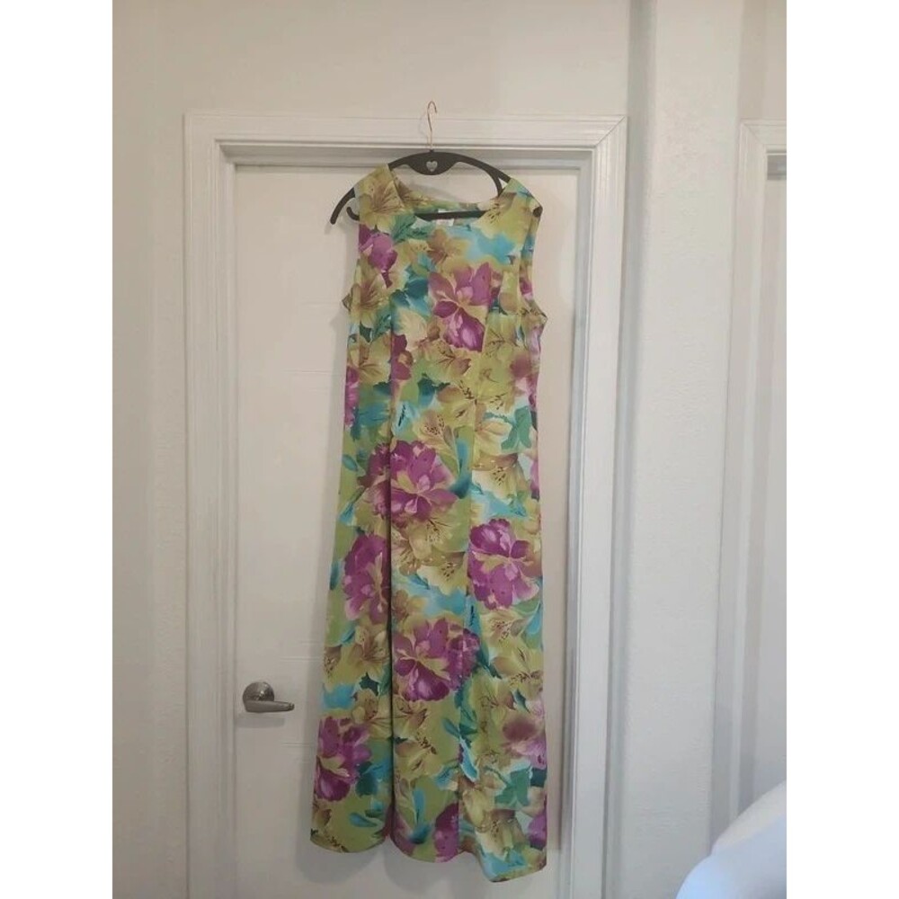 Premeir international floral summer dress SZ L